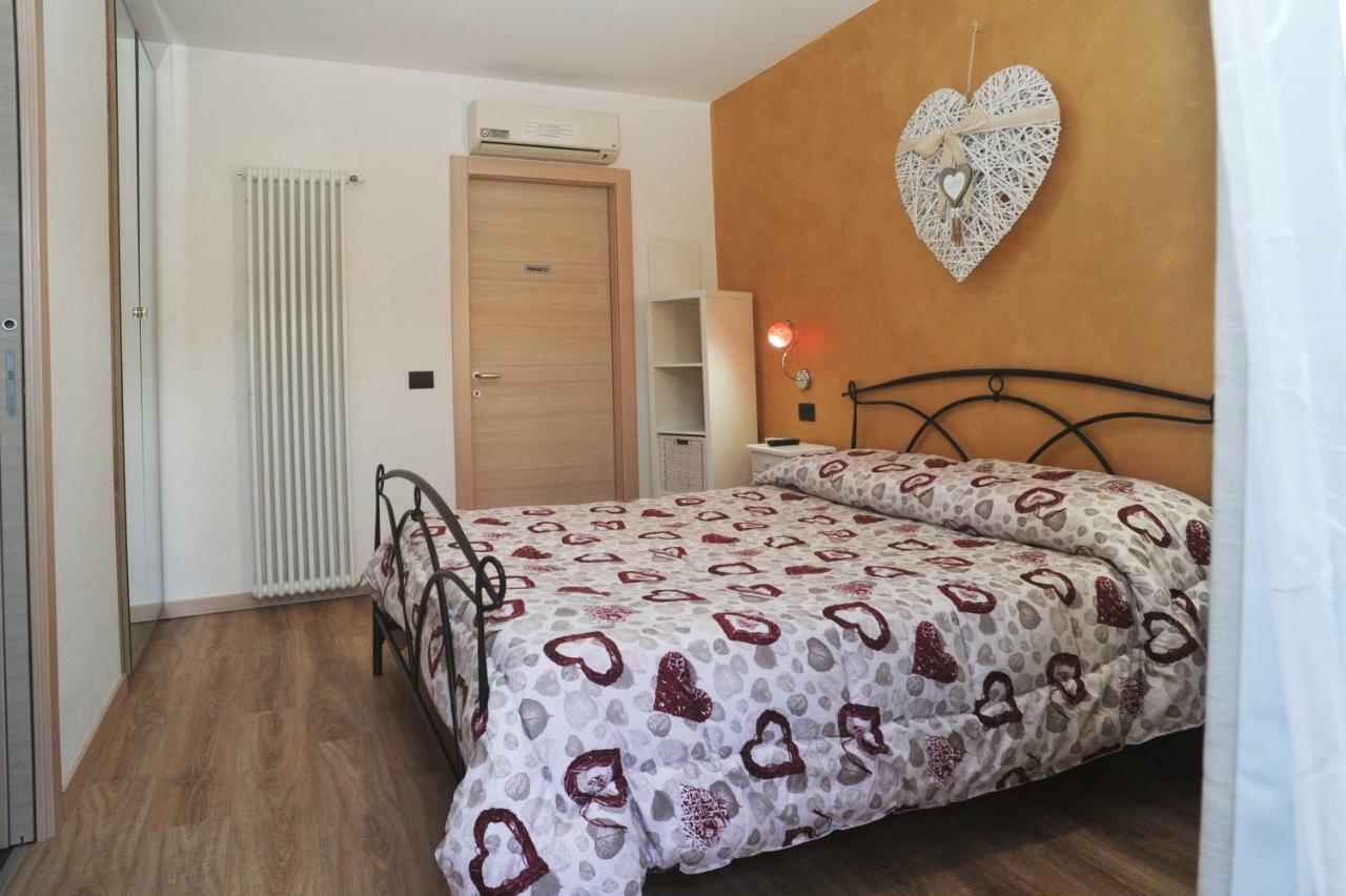 Готель La Casa Dei Nonni Sul Garda Песк'єра-дель-Гарда Екстер'єр фото